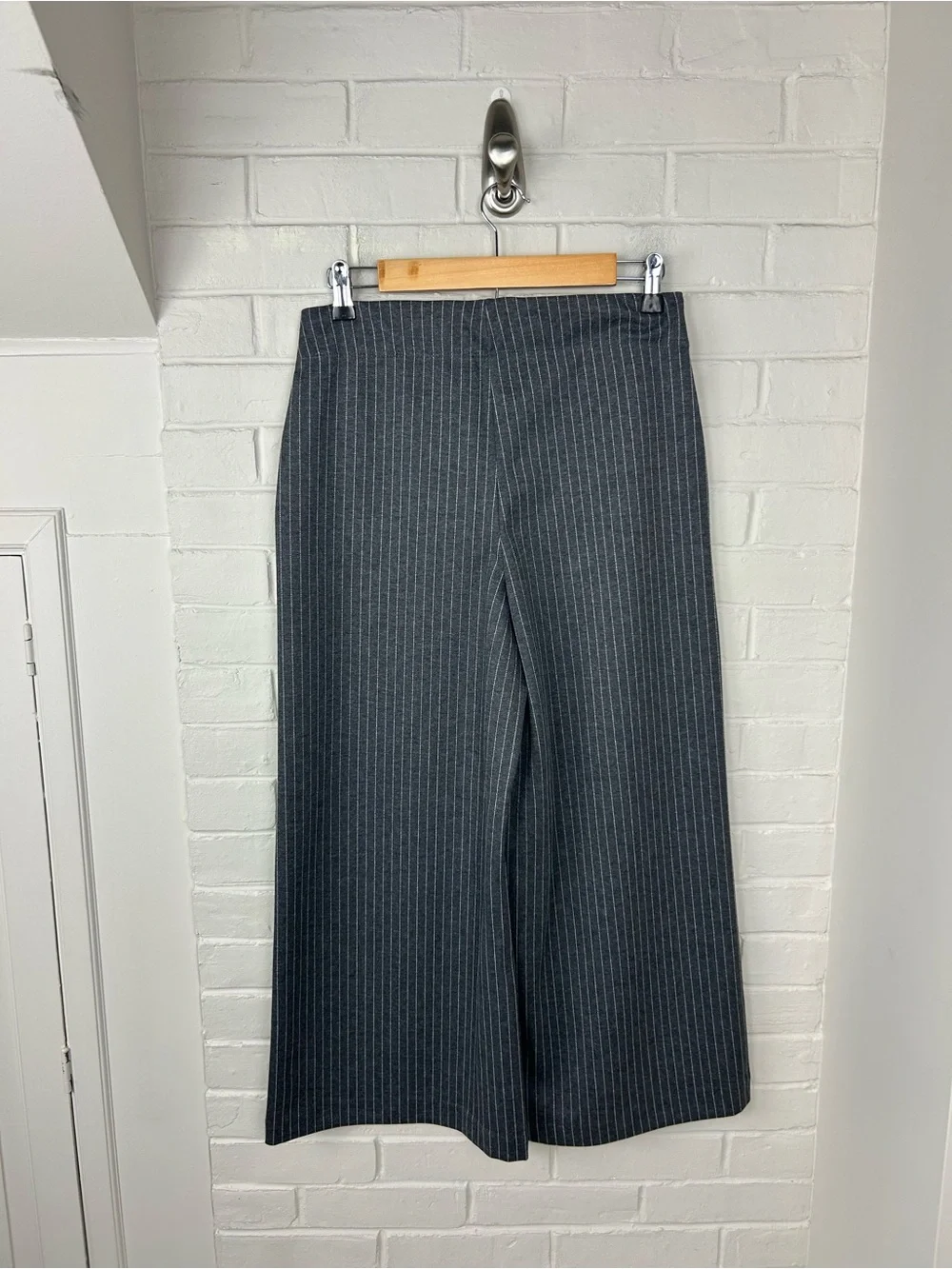 Jules & Leopold Pinstripe Stretch Knit Cropped Wide Leg Trouser Pants Size S